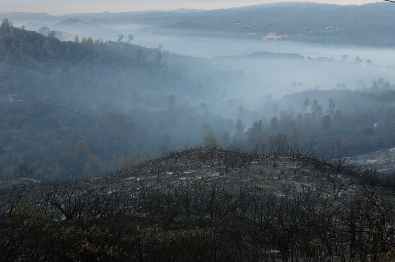 Illustration for article titled California Burning: Dramatic Photos Of Firefighters In Action